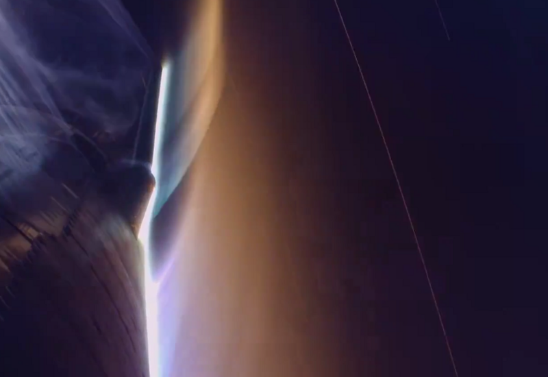 Невероятные кадры входа Starship в атмосферу