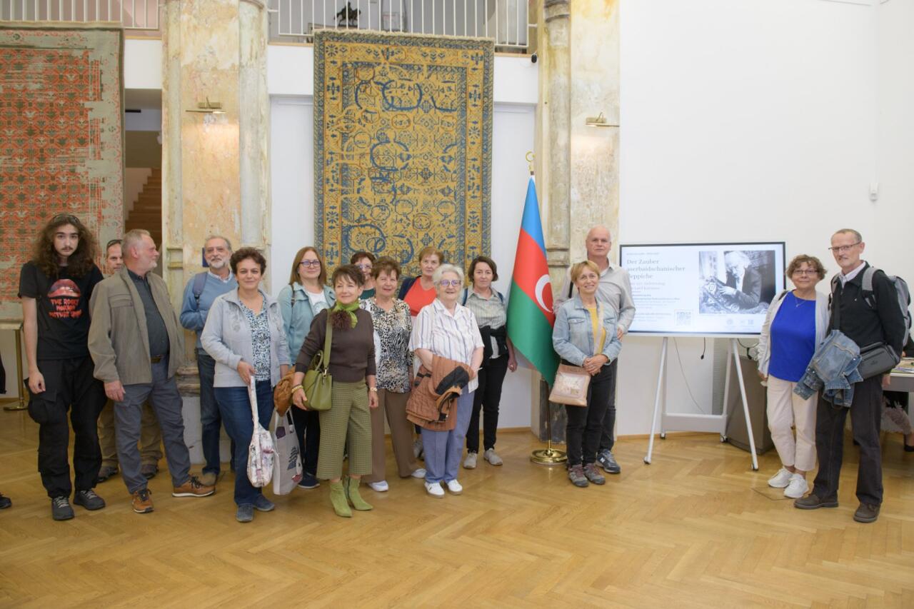 120-летие Лятифа Керимова отметили в Вене специальной выставкой ковров