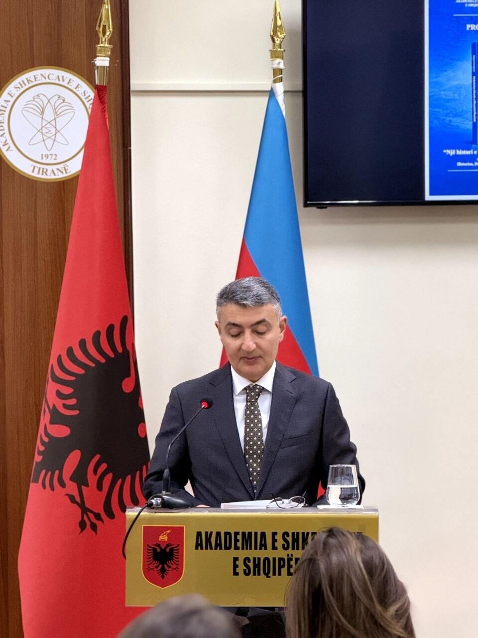 В Академии наук Албании презентована «Краткая история Кавказской Албании»»