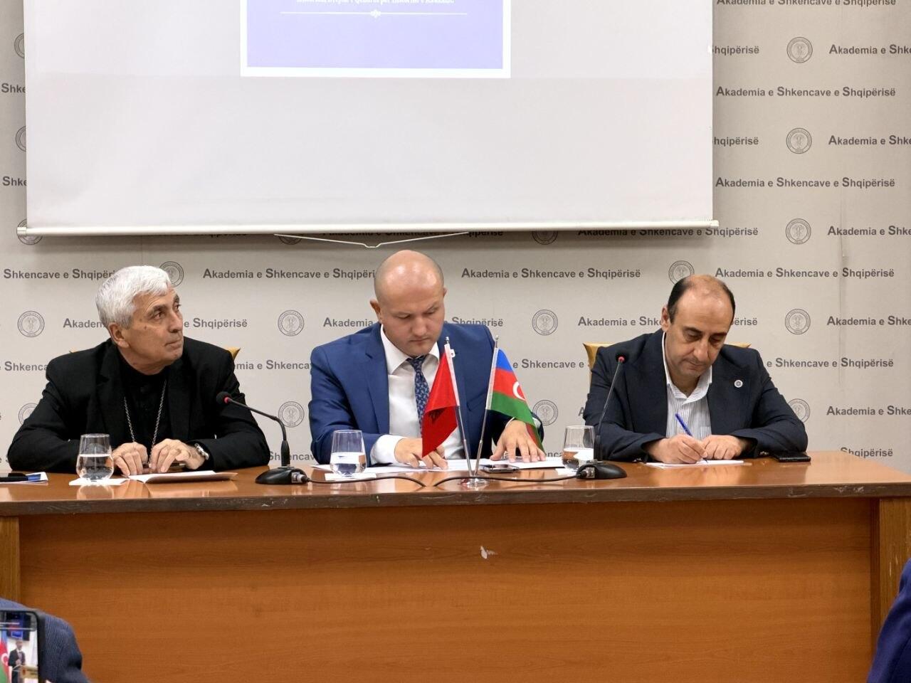 В Академии наук Албании презентована «Краткая история Кавказской Албании»»
