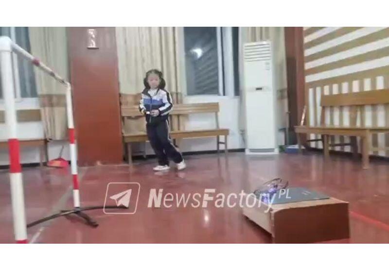 В школах Китая начали обучать управлению дронами