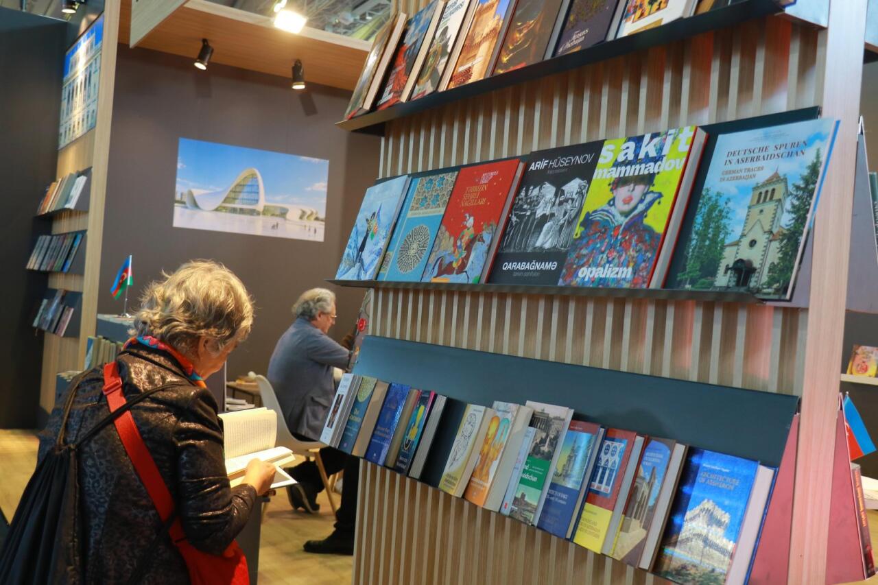 Azərbaycan kitabları Frankfurt sərgisində təqdim olunur