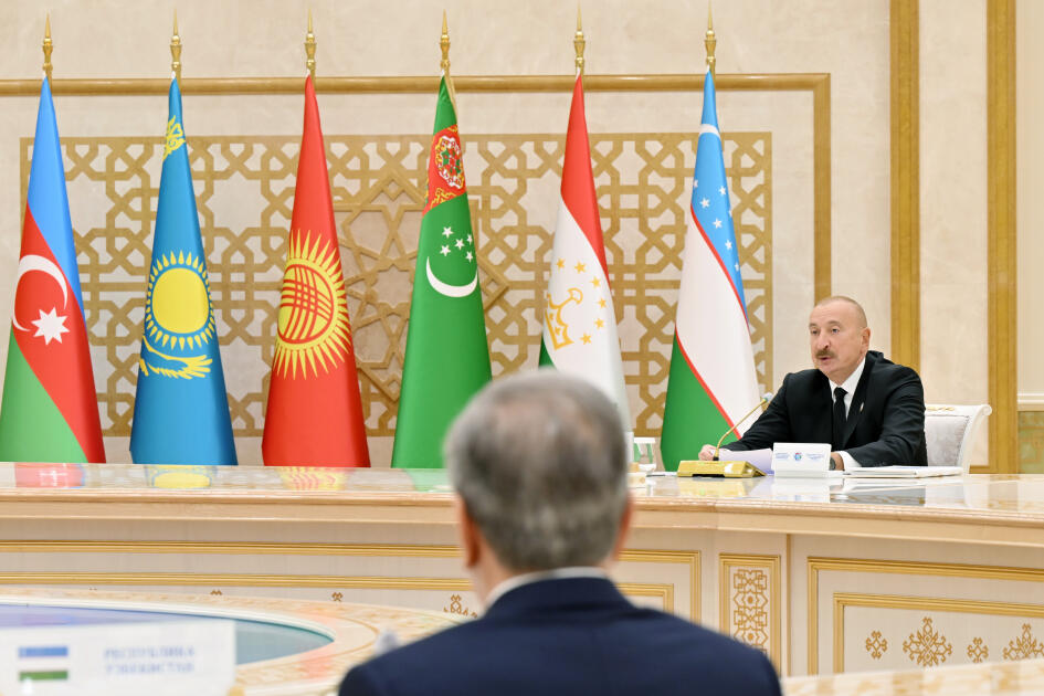 Prezident İlham Əliyev Türkmənbaşıda Azərbaycan və Mərkəzi Asiya Dövlət başçılarının 8-ci Məşvərət görüşündə çıxış edib