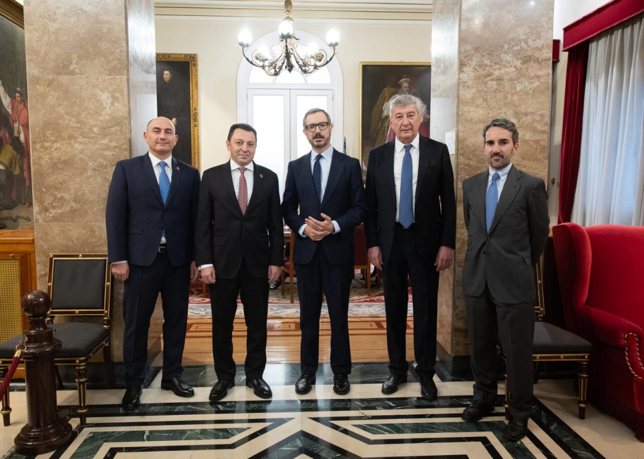 Azərbaycan və İspaniya arasında “Strateji İqtisadi Dialoq” üzrə əməkdaşlıq müzakirə olunub