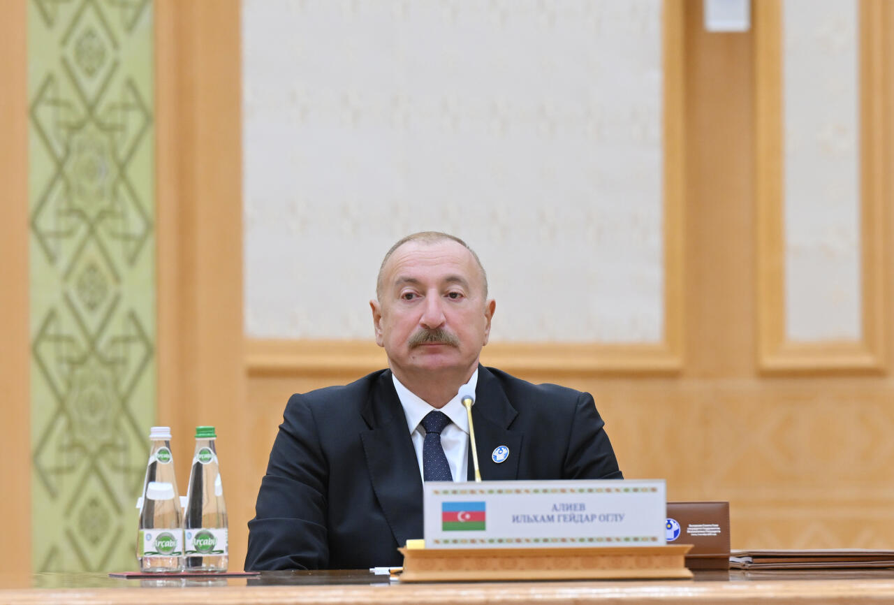 Prezident İlham Əliyev Türkmənbaşı şəhərində MDB Dövlət Başçıları Şurasının məhdud tərkibdə iclasında iştirak edir