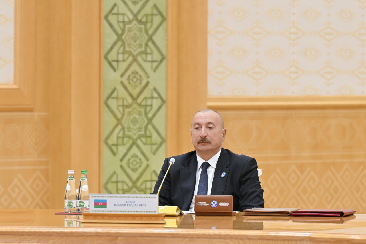 Prezident İlham Əliyev Türkmənbaşı şəhərində MDB Dövlət Başçıları Şurasının məhdud tərkibdə iclasında iştirak edir