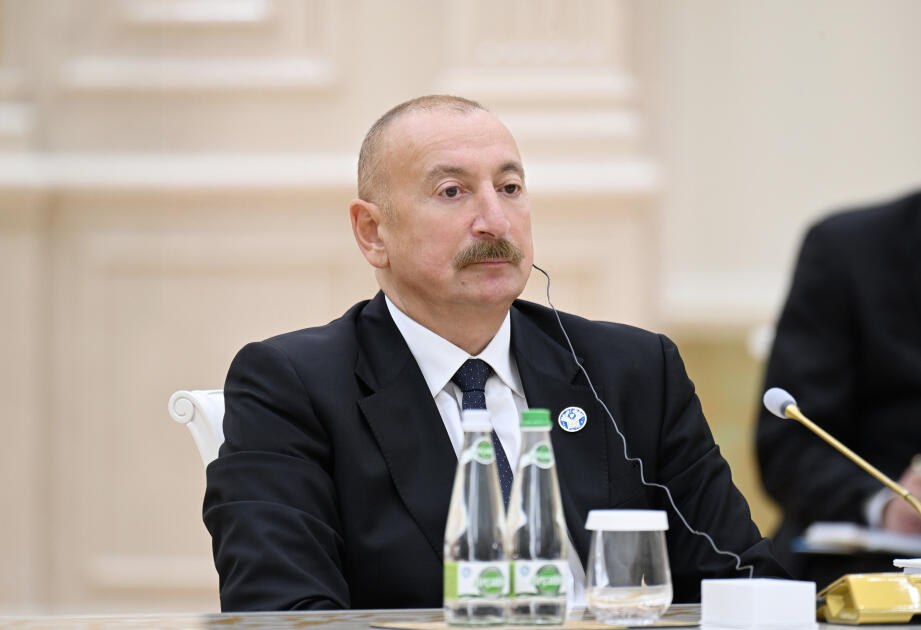 Президент Ильхам Алиев принял участие в заседании Совета глав государств СНГ в расширенном составе