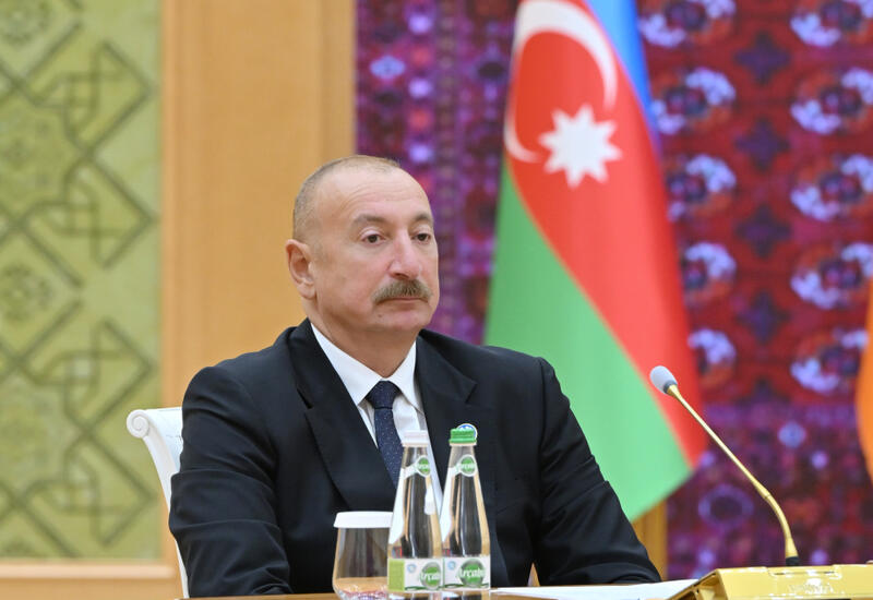Президент Ильхам Алиев: Азербайджан укрепляет свои позиции в качестве одного из ключевых транспортных узлов региона