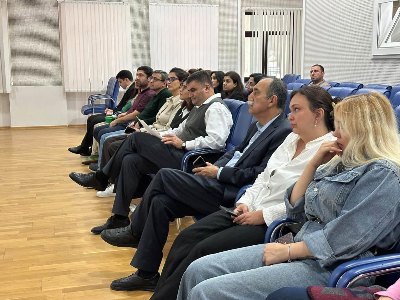 В Музее искусств Азербайджана представили графическое наследие Алекпера Рзакулиева