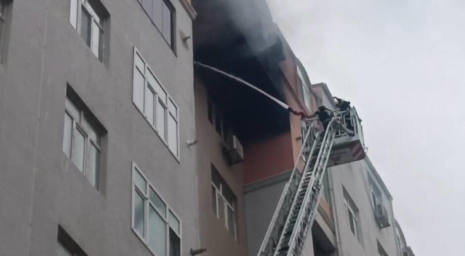 Ceyranbatanda yaşayış binasında baş vermiş yanğın söndürülüb