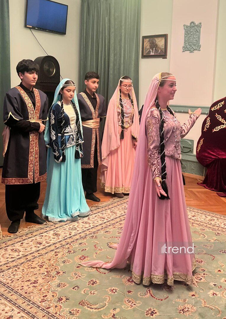 В Баку отметили 120-летие Самеда Вургуна