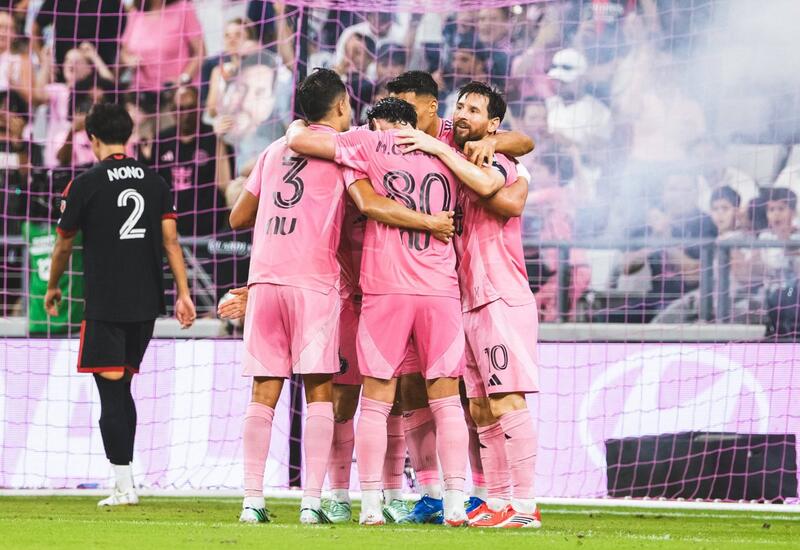 "İnter Mayami" böyükhesablı qələbə qazanıb, Messi və Suares dubl ediblər