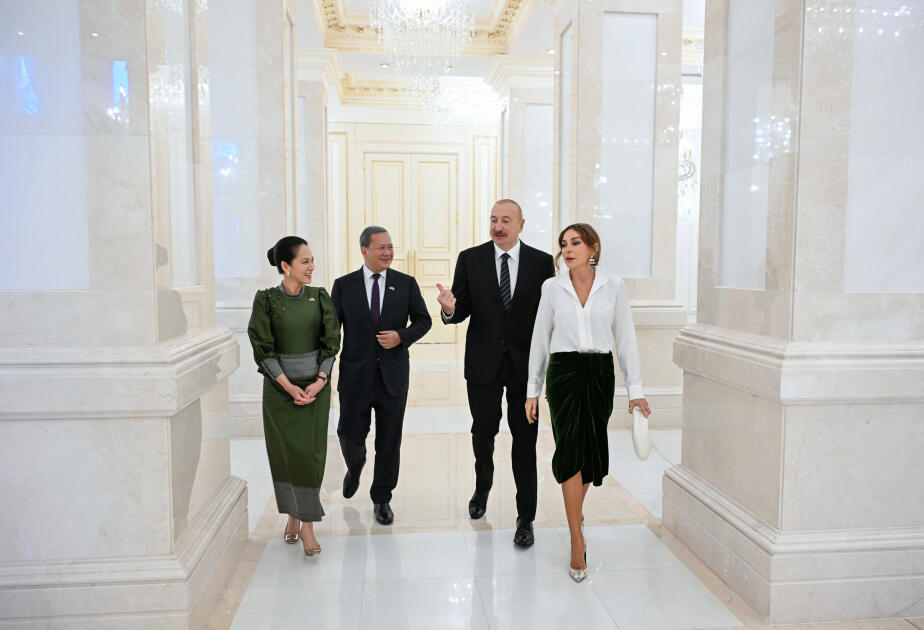 Prezidenti İlham Əliyevin və Birinci xanım Mehriban Əliyevanın adından Kambocanın Baş naziri Hun Manetin və Birinci xanım Piç Çanmoninin şərəfinə rəsmi nahar verilib