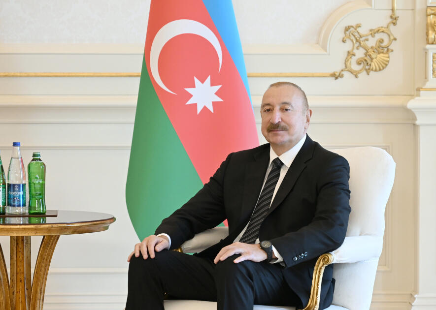 Состоялась встреча Президента Ильхама Алиева с Премьер-министром Камбоджи в узком составе