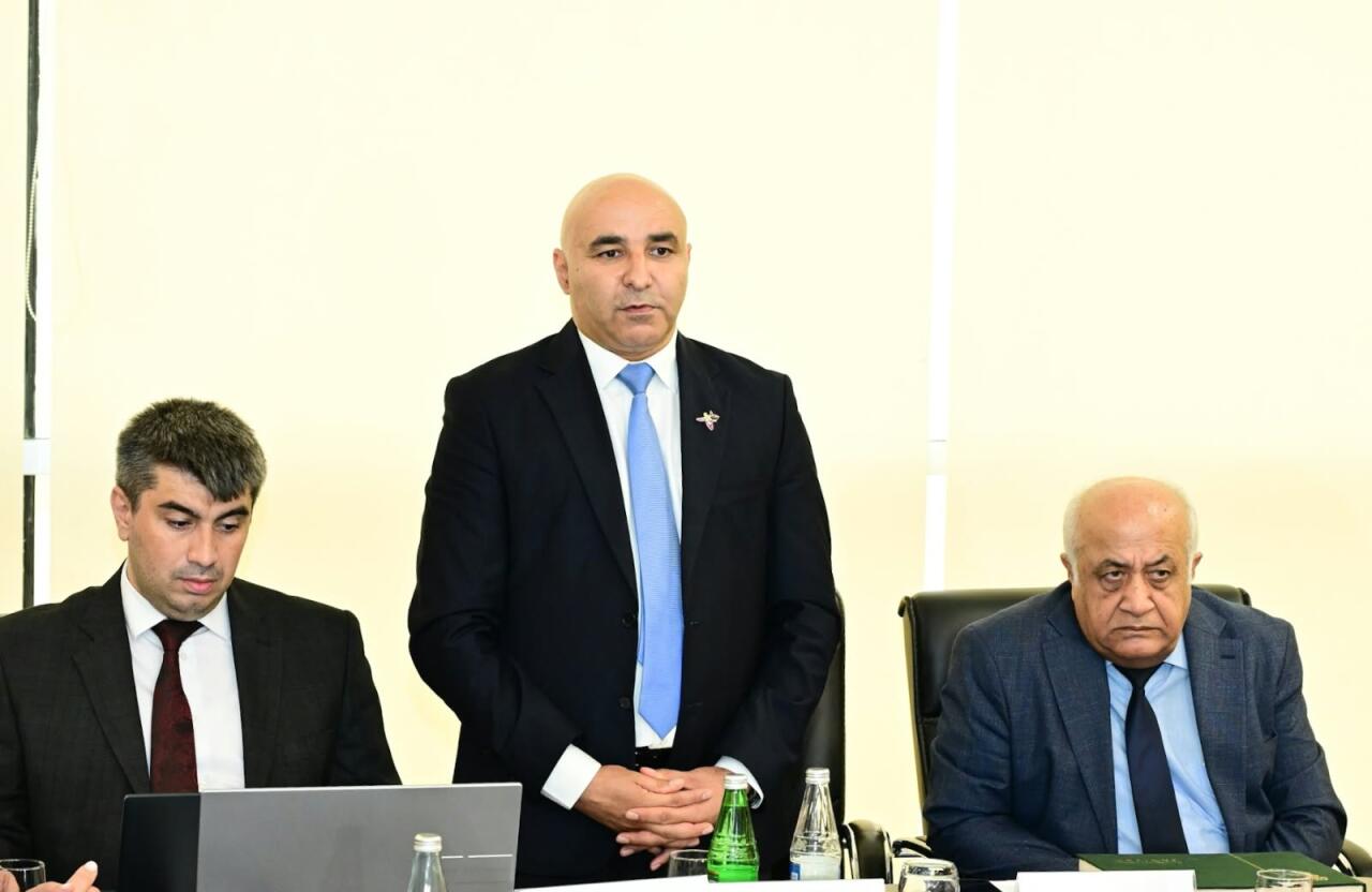 Azərbaycanda dezinformasiya hücumlarına qarşı ictimai həmrəyliyin gücləndirilməsi müzakirə olunub