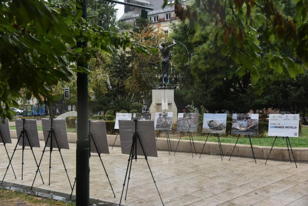 Sarayevoda mina qurbanlarına həsr olunmuş növbəti ekspozisiya keçirilib