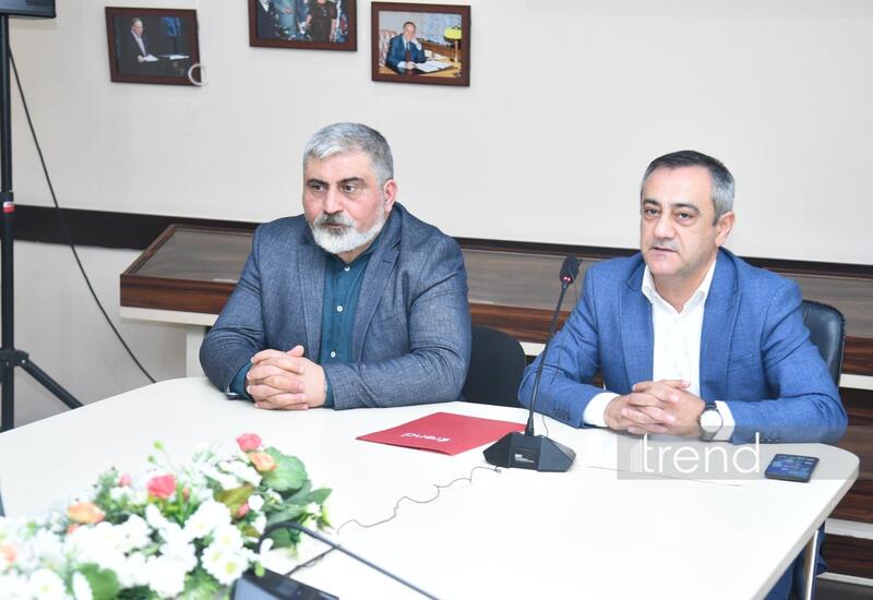 “Zərərli xarici təsirlərə və saxta xəbərlərə qarşı sayıqlığın artırılmasına dəstək” layihəsi çərçivəsində Dillər Universitetinin tələbələri ilə görüş keçirilib