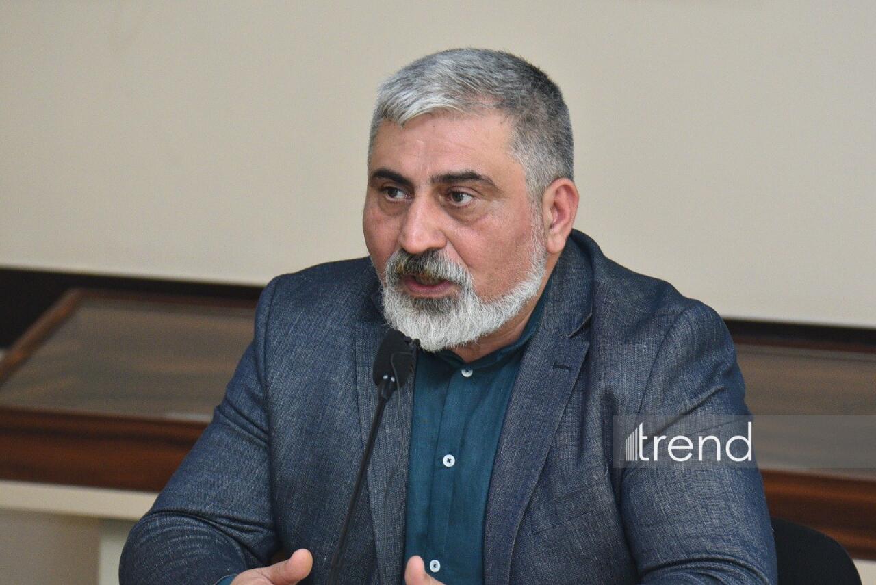 “Zərərli xarici təsirlərə və saxta xəbərlərə qarşı sayıqlığın artırılmasına dəstək” layihəsi çərçivəsində Dillər Universitetinin tələbələri ilə görüş keçirilib