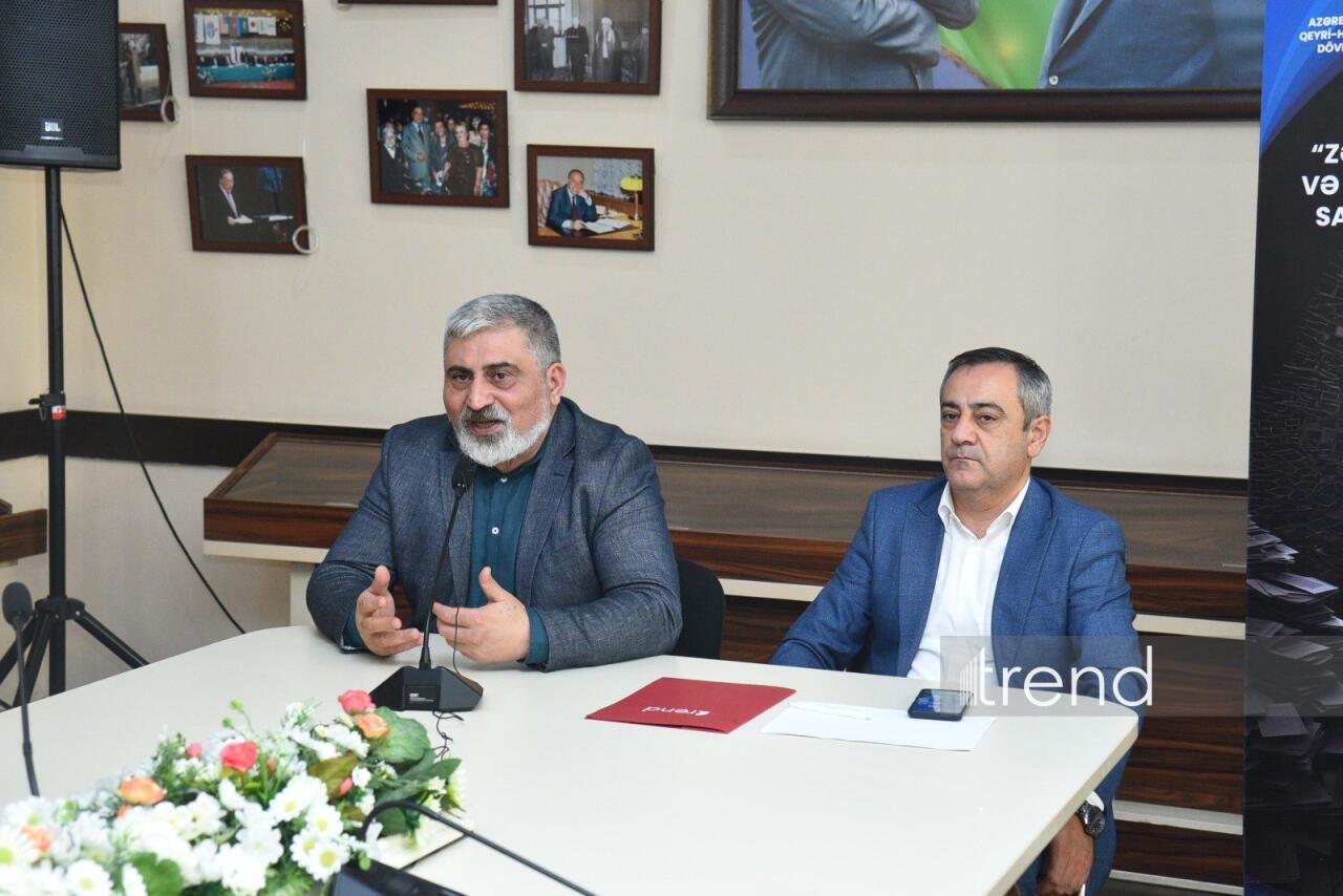 “Zərərli xarici təsirlərə və saxta xəbərlərə qarşı sayıqlığın artırılmasına dəstək” layihəsi çərçivəsində Dillər Universitetinin tələbələri ilə görüş keçirilib