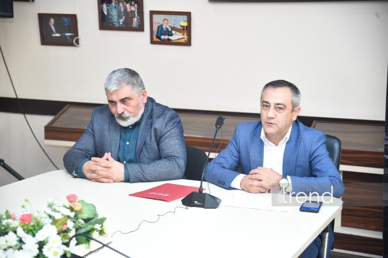 “Zərərli xarici təsirlərə və saxta xəbərlərə qarşı sayıqlığın artırılmasına dəstək” layihəsi çərçivəsində Dillər Universitetinin tələbələri ilə görüş keçirilib