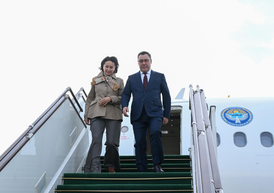 Qırğızıstan Prezidenti AQEM-in Zirvə Toplantısında iştirak etmək üçün Azərbaycana səfərə gəlib