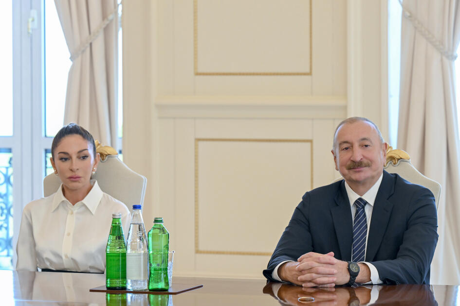 Президент Ильхам Алиев и Первая леди Мехрибан Алиева встретились с Вице-президентом Вьетнама