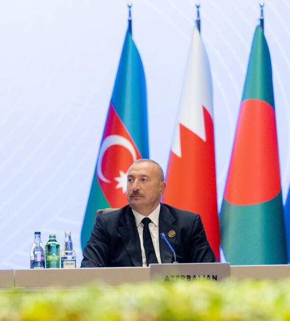 Prezident İlham Əliyev AQEM-in 7-ci Zirvə Toplantısında çıxış edib