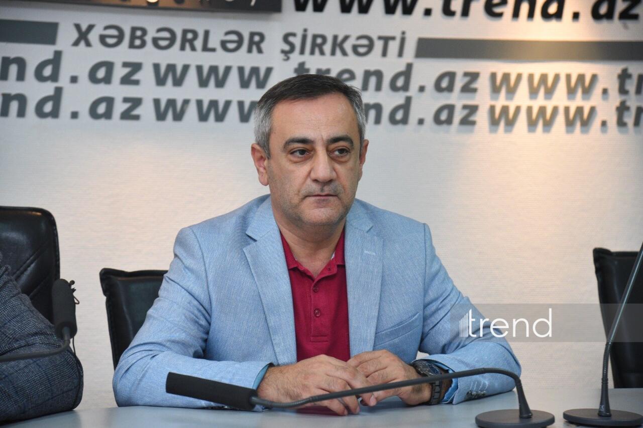 BDU tələbələri ilə zərərli xarici təsirlər və informasiya təhdidləri müzakirə olunub