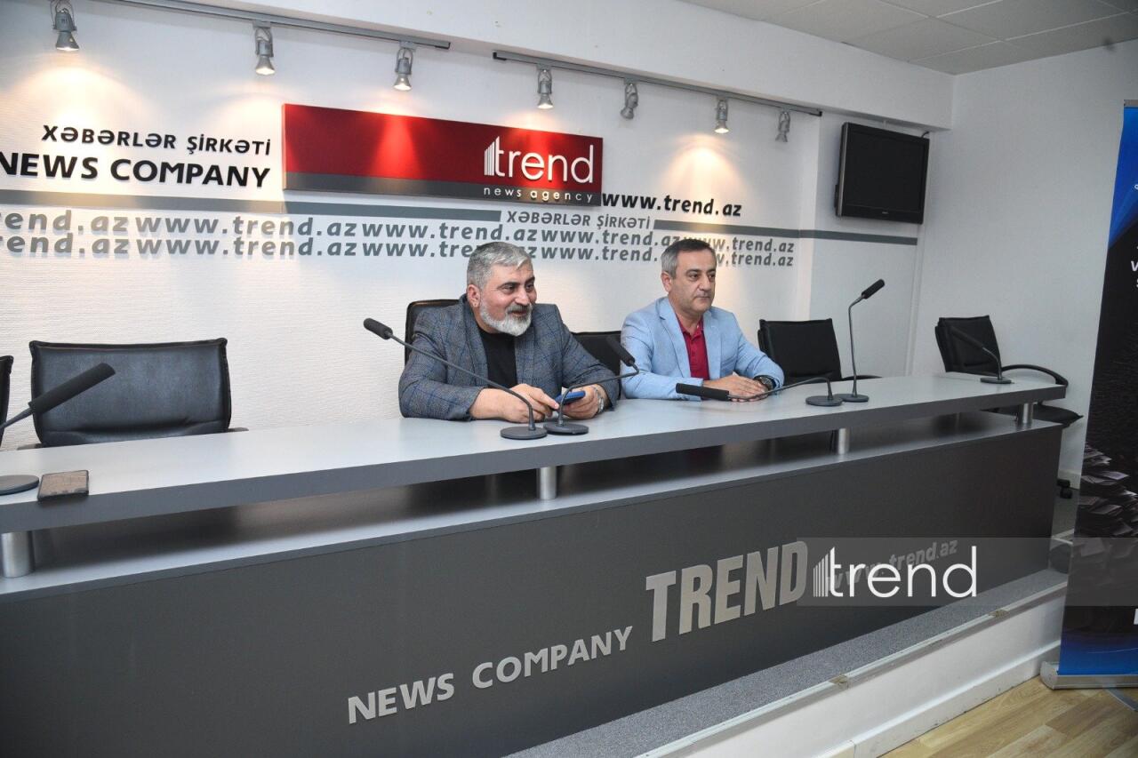BDU tələbələri ilə zərərli xarici təsirlər və informasiya təhdidləri müzakirə olunub