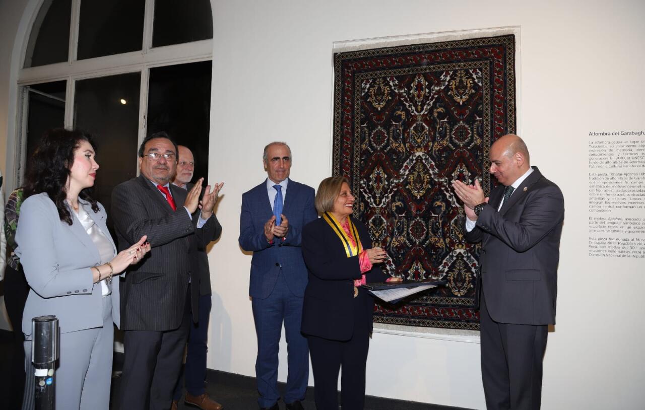 Limada Azərbaycan milli irsini təcəssüm etdirən Qarabağ xalçasının təntənəli açılış mərasimi keçirilib