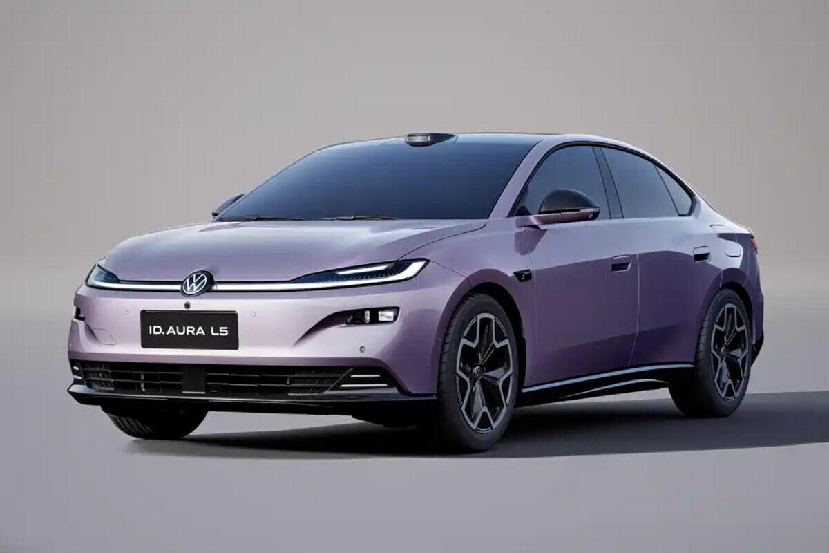 Volkswagen показал новый лифтбэк