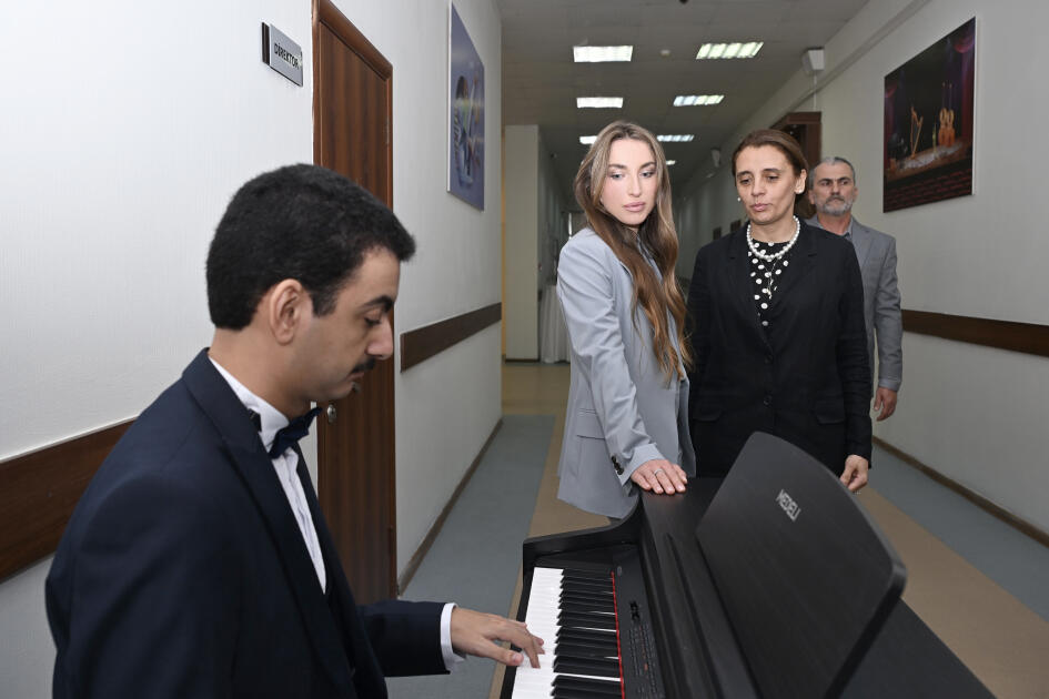 Alyona Əliyeva Mədəniyyət və Sənətkarlıq üzrə Bakı Dövlət Peşə Təhsili Mərkəzində inklüziv təlim və tədris mərkəzinin açılışında iştirak edib