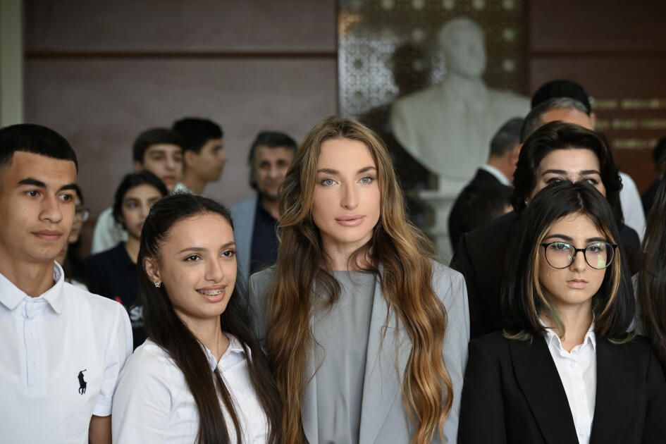 Alyona Əliyeva Mədəniyyət və Sənətkarlıq üzrə Bakı Dövlət Peşə Təhsili Mərkəzində inklüziv təlim və tədris mərkəzinin açılışında iştirak edib