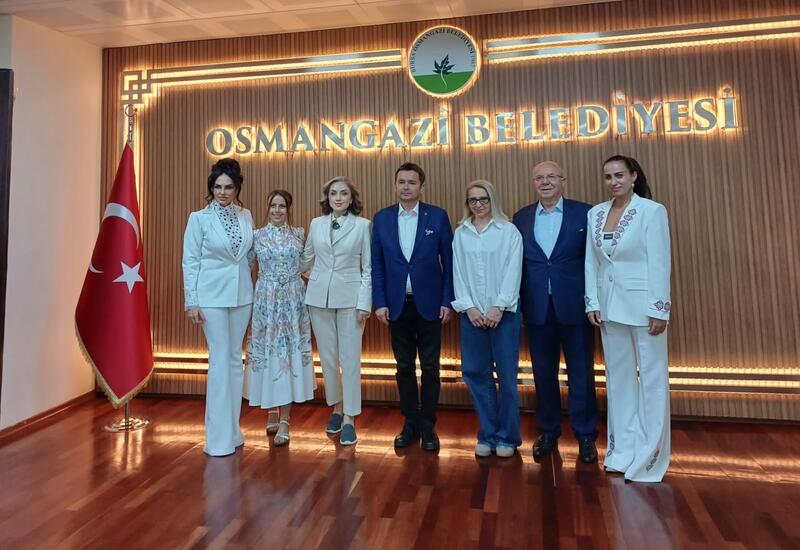 Гюльнара Халилова представила национальные традиции Азербайджана на Bursa Fashion Week