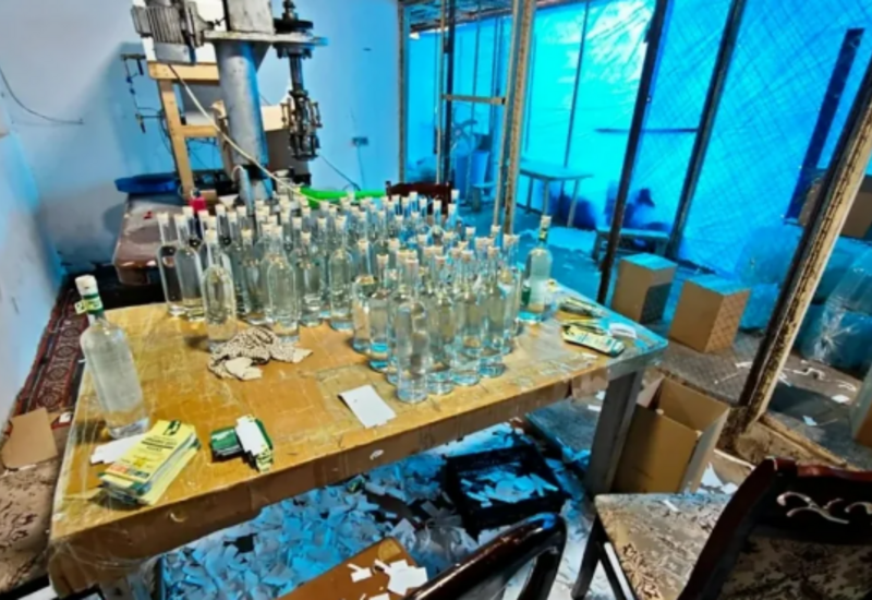 Bakıda yaşayış evində saxta alkoqollu içkilər hazırlanırmış