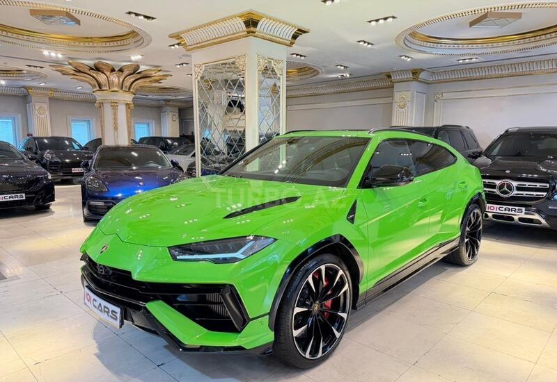 В Баку продают автомобиль за полмиллиона манатов