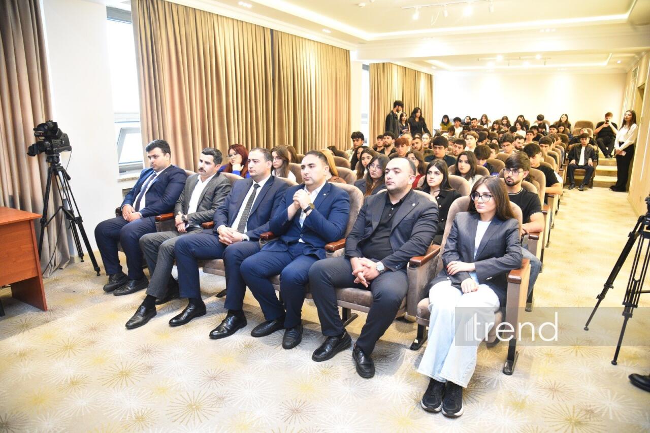 В АзАСУ прошли обсуждения в рамках проекта «Baku Network»