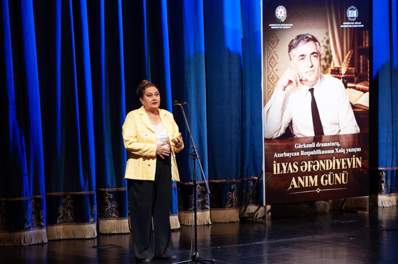 Спектаклем "Хуршидбану Натаван" почтена память Ильяса Эфендиева