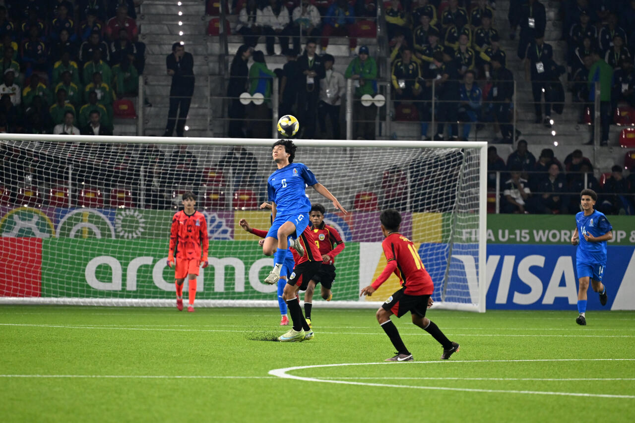 Prezident İlham Əliyev, Birinci xanım Mehriban Əliyeva FIFA U-15 dünya çempionatının və festivalının açılış mərasimini izləyirlər