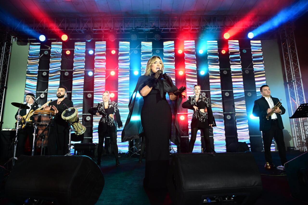 Estrada ulduzları Zeytun Festivalının səhnəsində