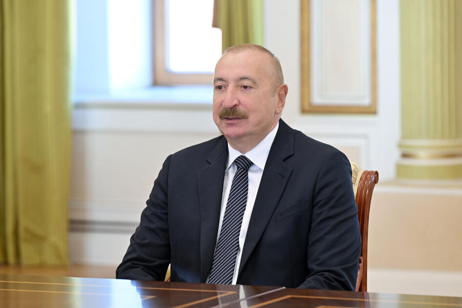 Президент Ильхам Алиев принял министра иностранных дел Нидерландов