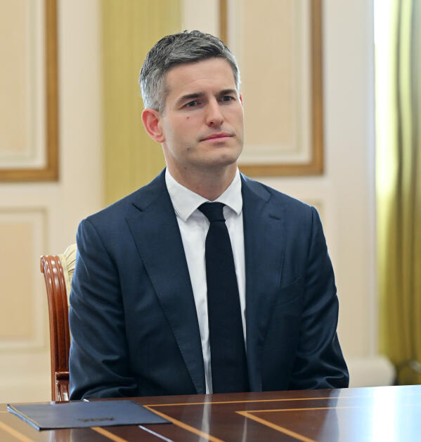 Президент Ильхам Алиев принял министра иностранных дел Нидерландов