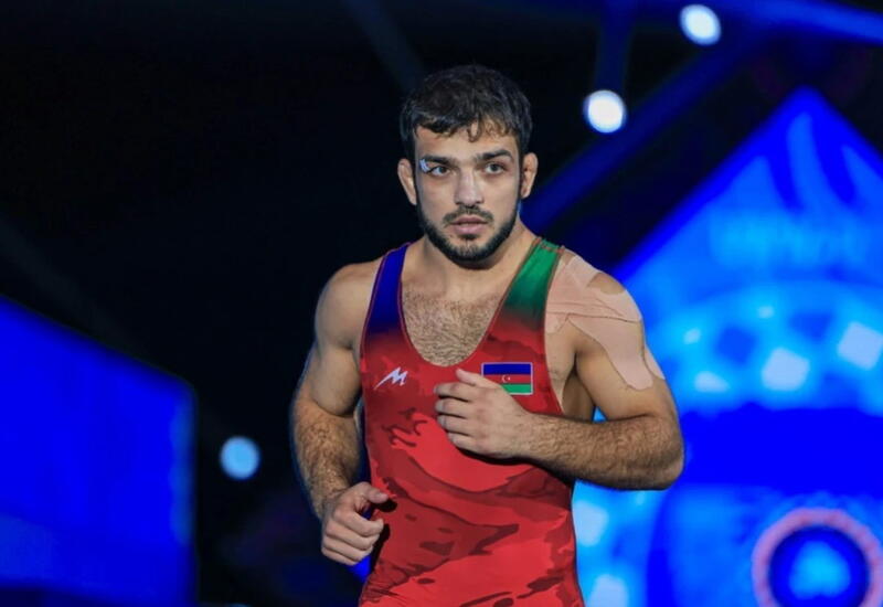 Азербайджанский борец получил травму на чемпионате мира