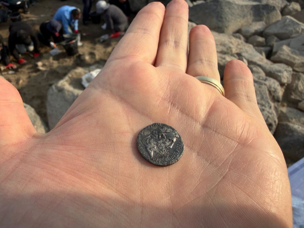 Tarixi Azərbaycan kəndində Roma imperatorunun sikkəsi tapıldı
