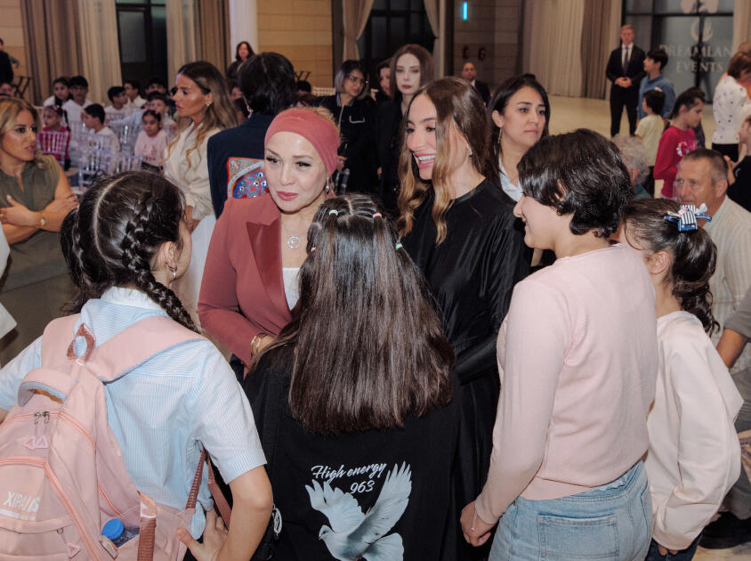 Leyla Əliyeva və Arzu Əliyeva “Cənnətin ariyası” adlı layihə çərçivəsində təqdim olunan konsertdə iştirak ediblər