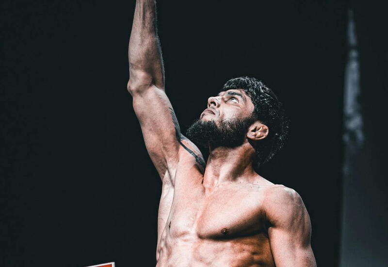 Тофик Мусаев опередил Рафаэля Физиева в рейтинге UFC