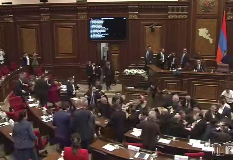 Мордобой в армянском парламенте
