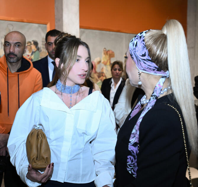 Leyla Əliyeva və Alyona Əliyeva Azərbaycan Rəngkarlığı Muzeyində “ENQRAM” sərgisinin açılışında iştirak ediblər