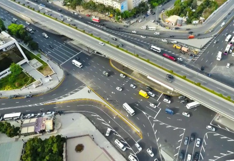 В Баку изменятся остановки 4 автобуcов