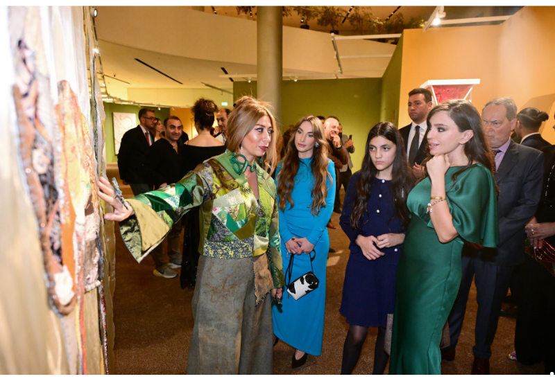 Heydər Əliyev Fondunun vitse-prezidenti Leyla Əliyeva və Alyona Əliyeva “Art Weekend”in rəsmi açılışında iştirak ediblər